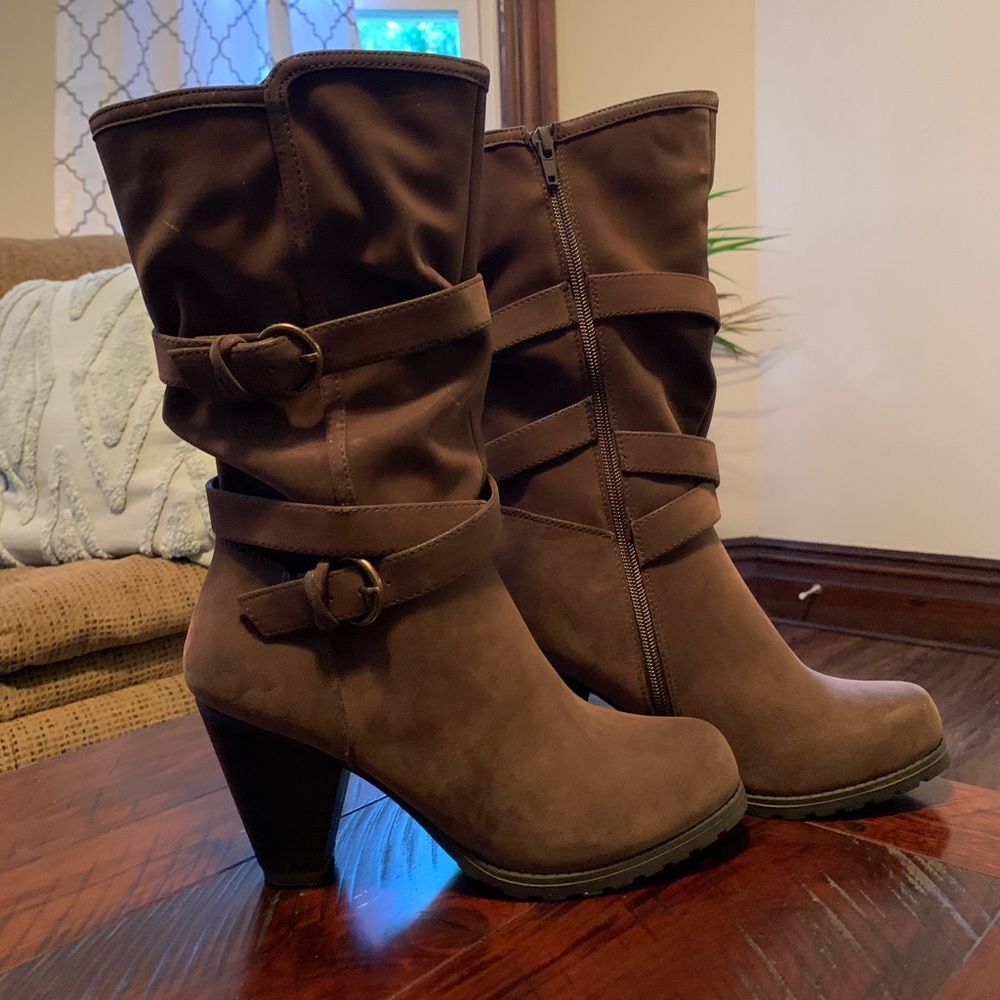 New Maurices Boots